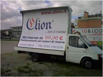Vele pubblicitarie fisse ed itineranti
